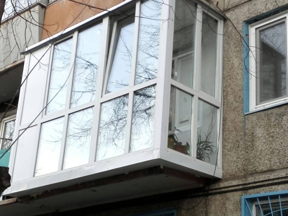 Французское остекление балкона