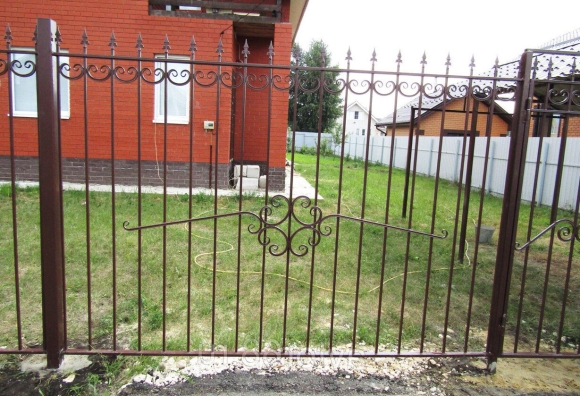 Заборы кованые и сварные