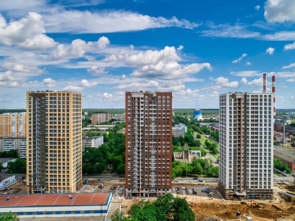 Бульвар Рокоссовского сиреневый парк