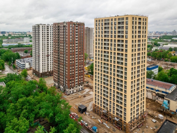 Бульвар Рокоссовского сиреневый парк