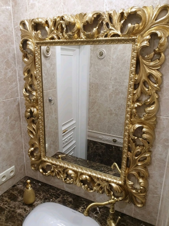 Зеркало в стиле Барокко