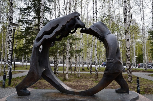 Скульптуры Ханты Мансийска
