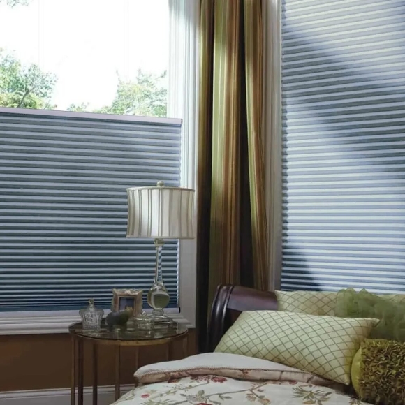 Тканевые жалюзи Hunter Douglas