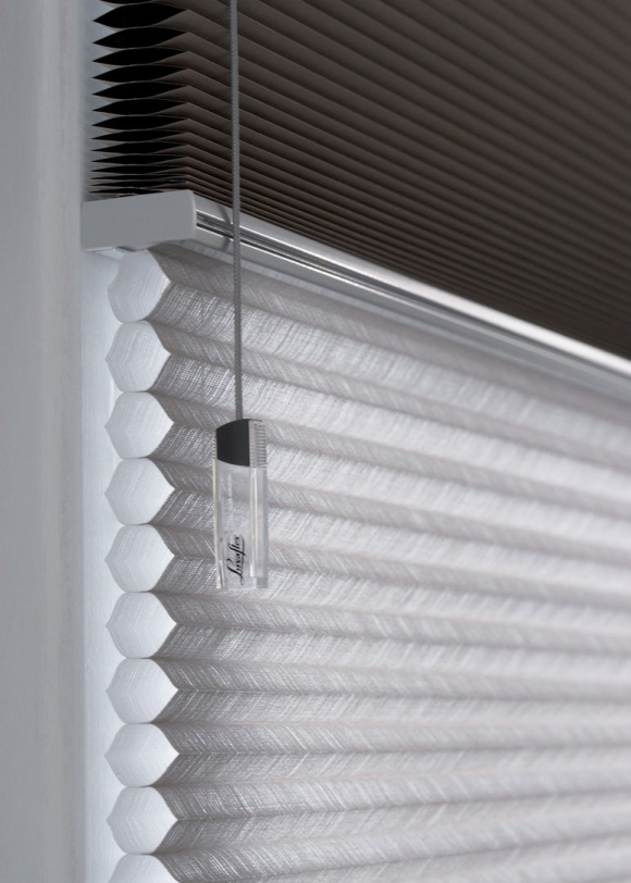 Hunter Douglas жалюзи плиссе