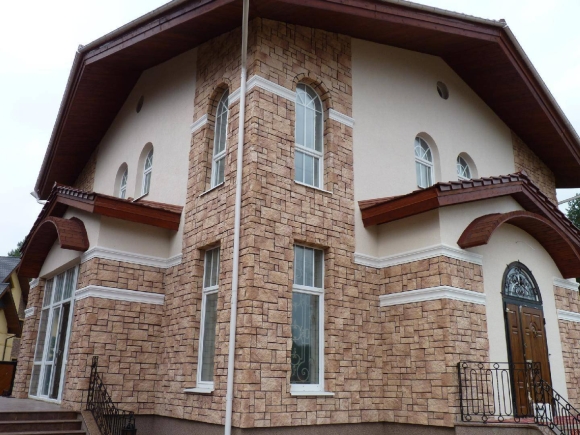 Отделка фасада камнем