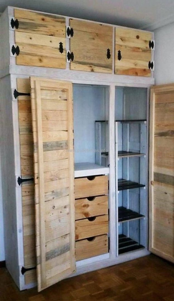 Шкафы из паллетов и поддонов