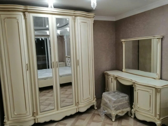 Спальня Эмилия Миал