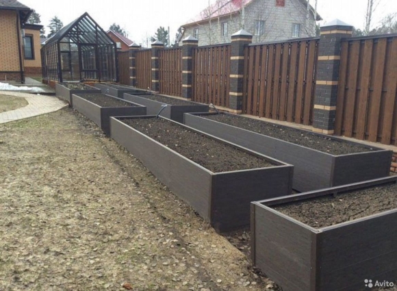 Грядка ДПК Holzhof
