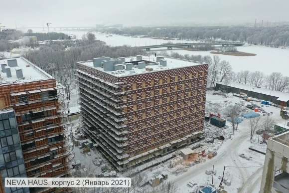 Петровский остров Нева Хаус