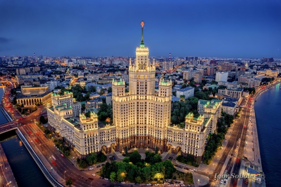 Москва высотка на Котельнической набережной