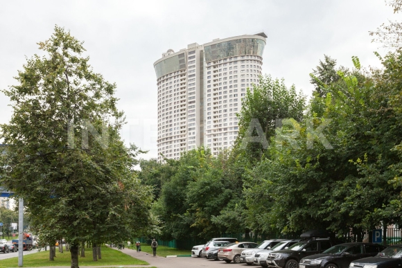 ЖК дирижабль на профсоюзной