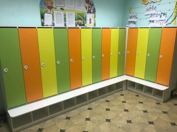 Шкафчики для одежды в детский сад