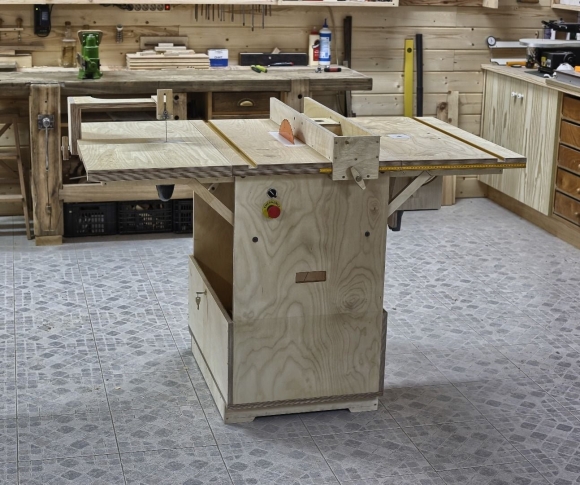 Складной пильно фрезерный стол Folding Table saw and Router
