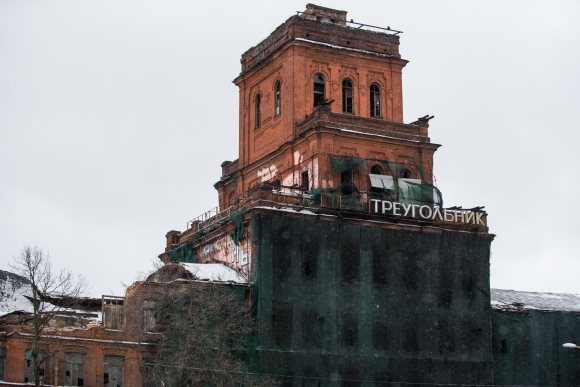 Красный треугольник СПБ обрушение