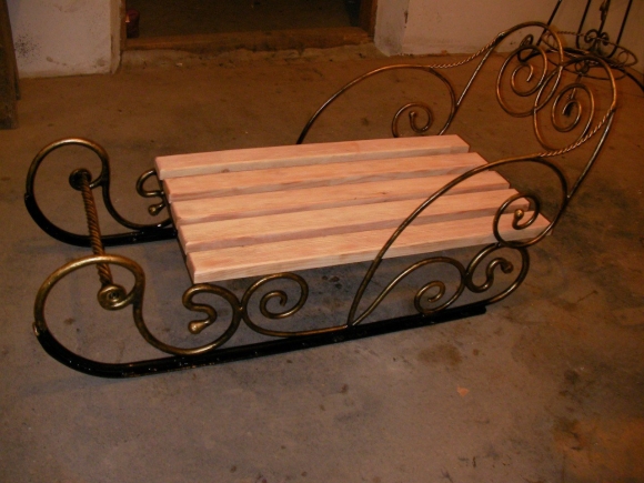 Сани кованые декоративные