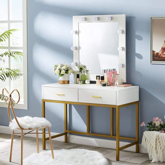Makeup Table