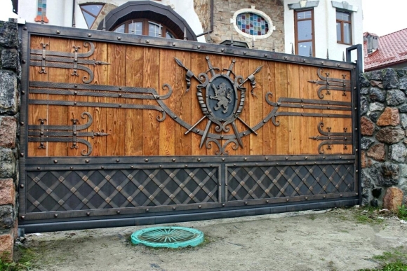 Коварт кованые ворота