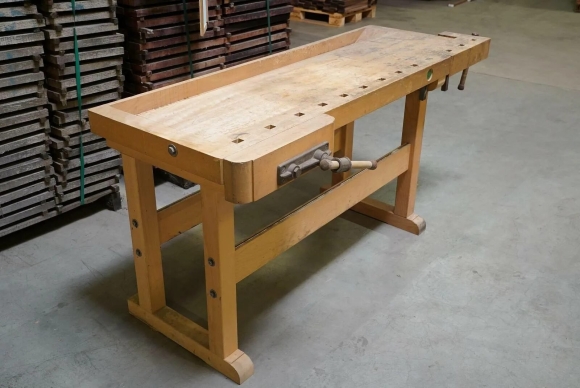 Верстак столярный workbench