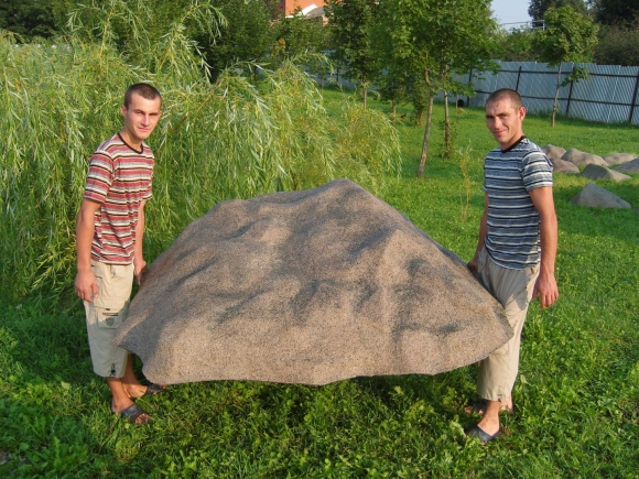 Искусственные валуны для сада
