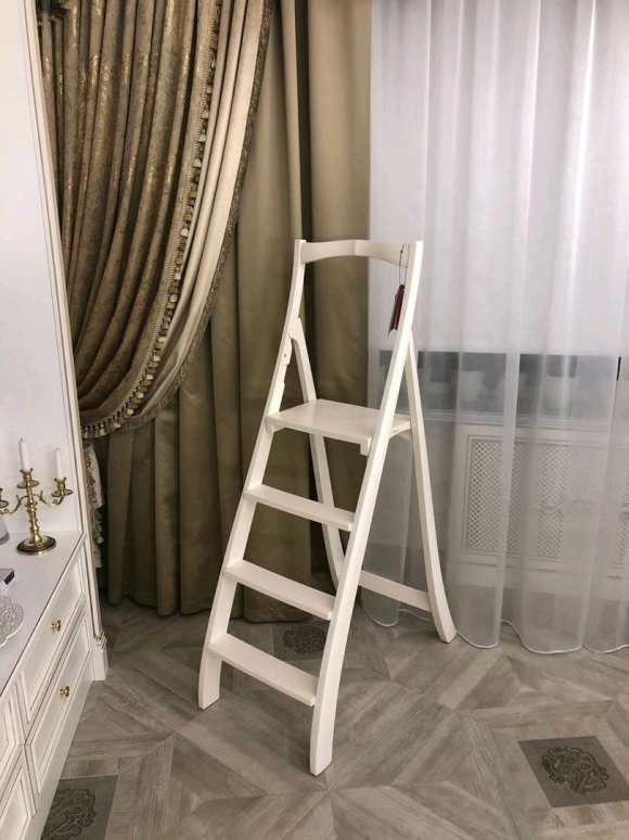 Декоративная стремянка