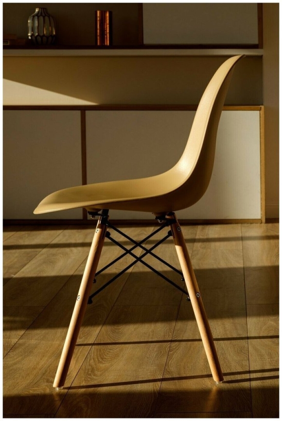 Табурет Eames без спинки