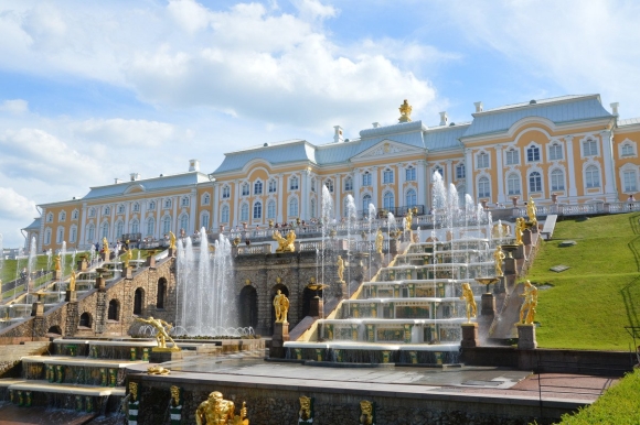 Растрелли Архитектор Петергофский дворец