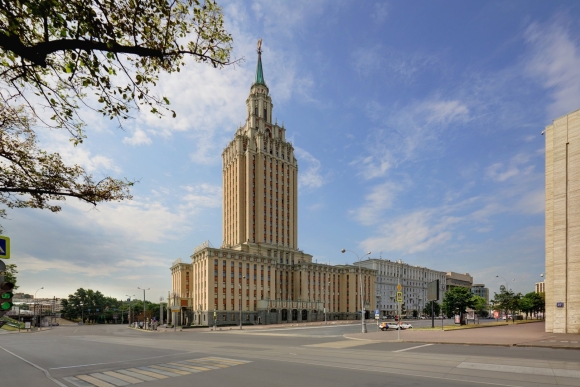 Гостиница Ленинградская сталинская высотка