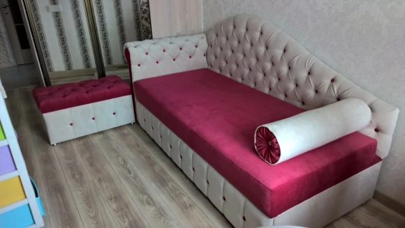 Диван кровать Соната с каретной стяжкой