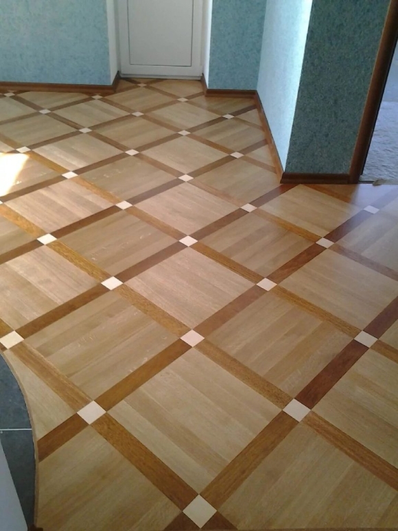 Плитка по диагонали на полу