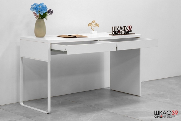 Микке ikea стол ..