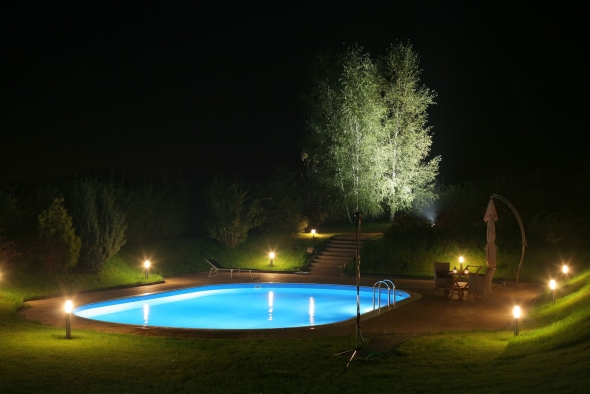 Light pool