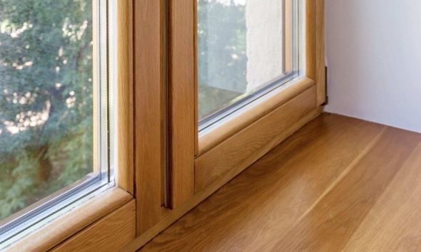 Пластиковое окно под дерево