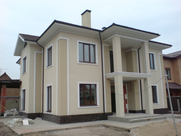 Красивый штукатурный фасад