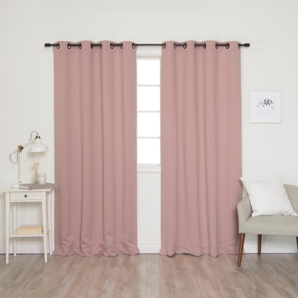 Blackout curtain