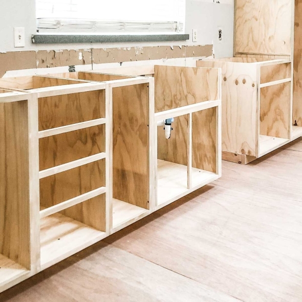 Кухня из фанеры