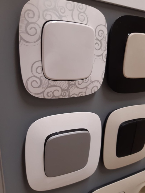 Legrand Valena Allure