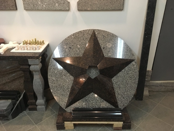 Сувениры из гранита и мрамора