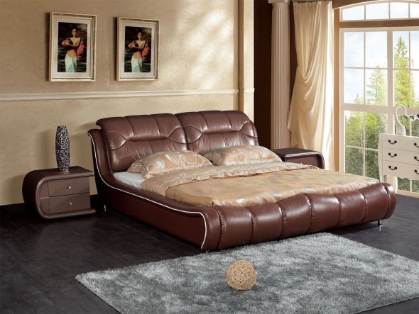 Кровать кожаная двуспальная