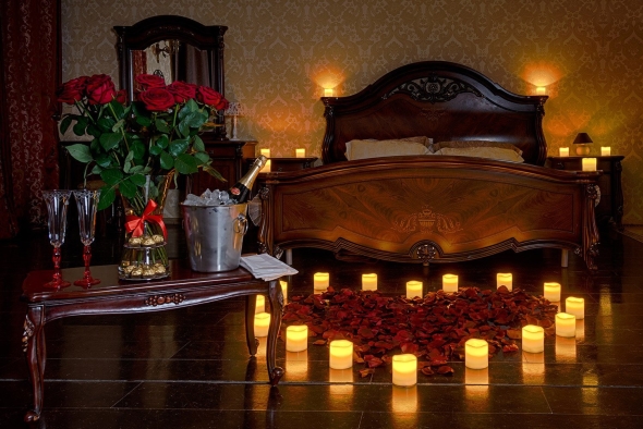 Романтическая обстановка в комнате