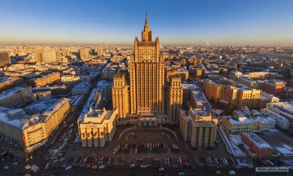 Здание МИД РФ на Смоленской Сенной