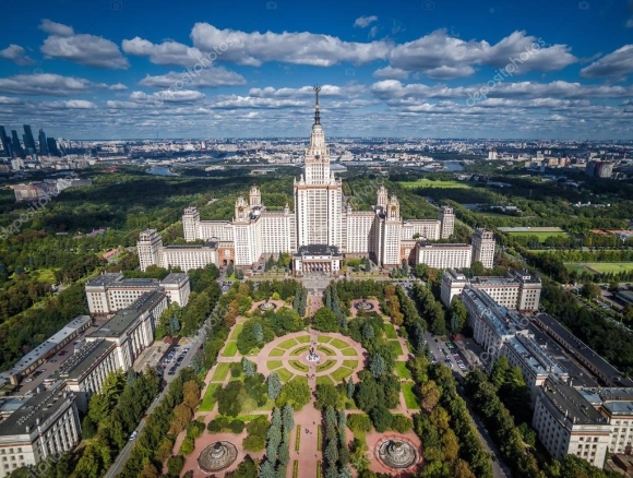 Комплекс зданий МГУ на Воробьевых горах