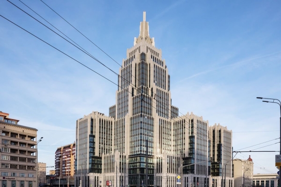 Высотка на оружейном переулке