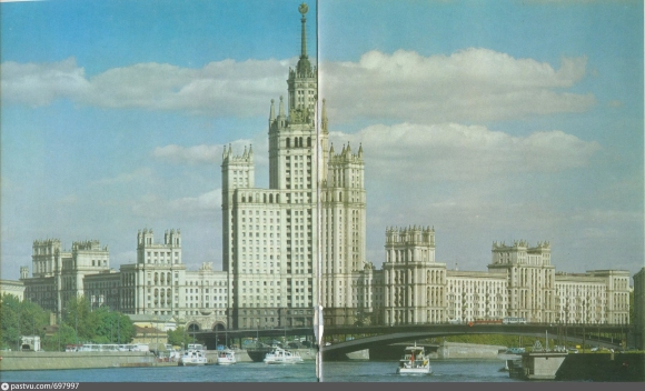 Сталинские высотки красные ворота