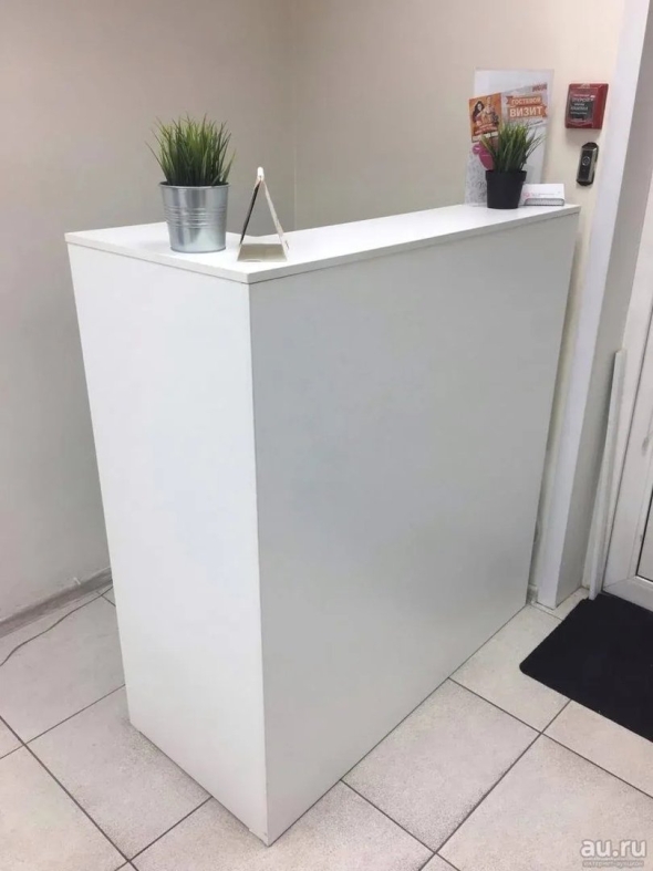 Ресепшн стойка