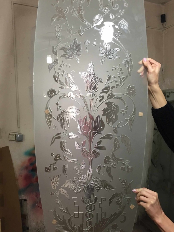 Пескоструй на стекле