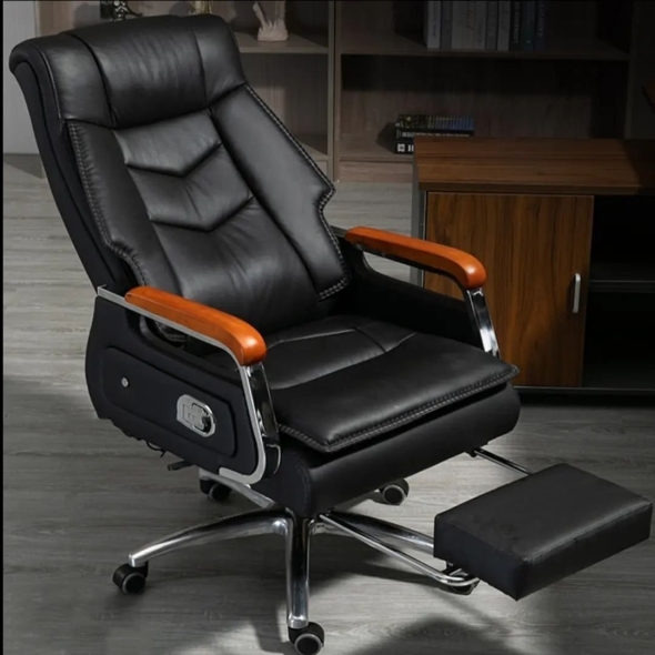 Офисное кресло