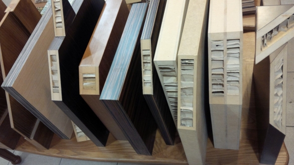 Тамбурат эггер