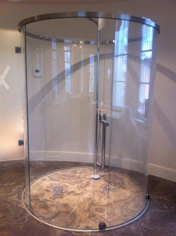 Круглые душевые кабины