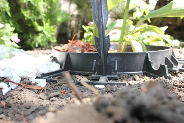 Пластиковые бордюры