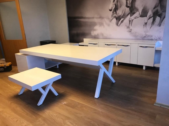 Стол для офиса